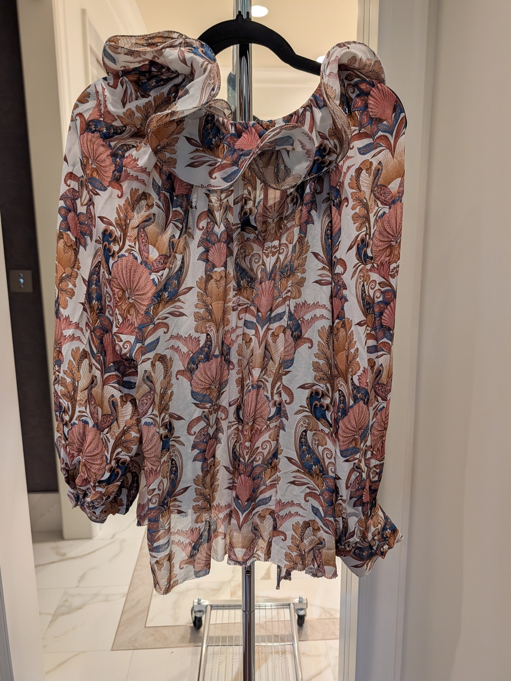 Farm Rio Sea Garden Neck Tie Top XL - Picture 3 of 3